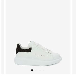 Alexander McQueen oversized sneaker